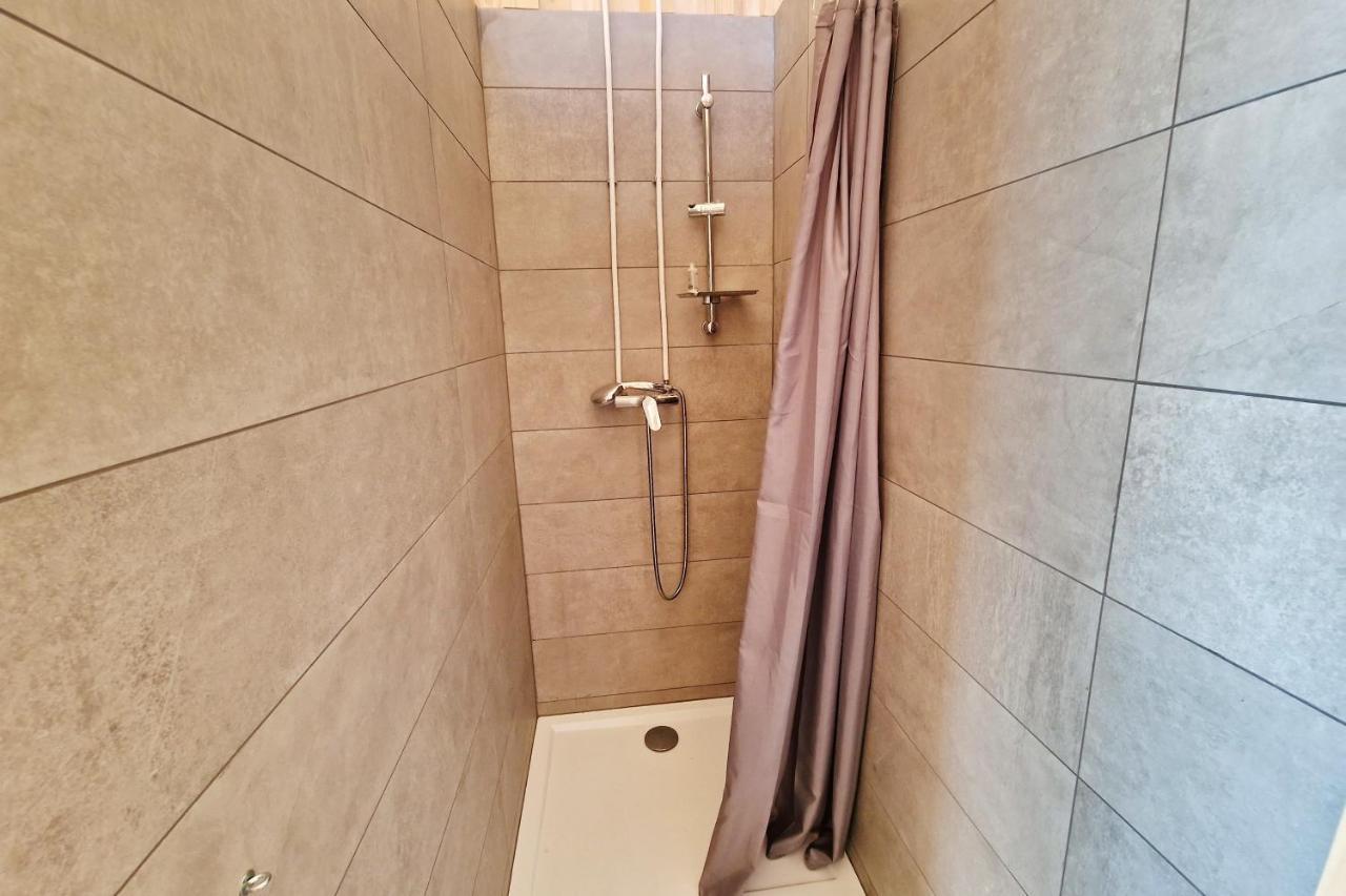 Kamp Beli Gaber Hotel Stari Trg pri Lozu Buitenkant foto