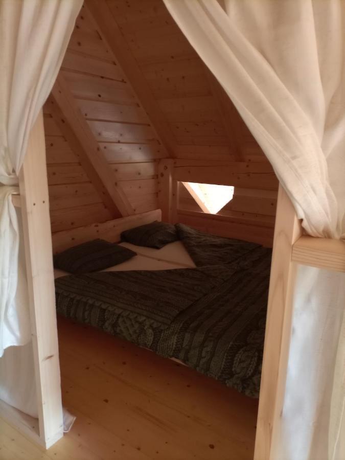 Kamp Beli Gaber Hotel Stari Trg pri Lozu Buitenkant foto